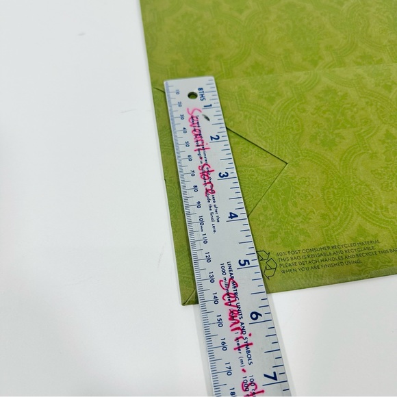 GUCCI Authentic Paper Shopping Gift Bag Tote Green Damask Print Embossed 10x14x5 - Picture 4 of 5